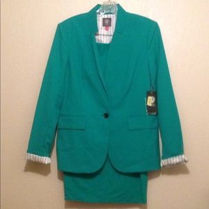 Vince Camuto blazer with jersey like pencil skirt